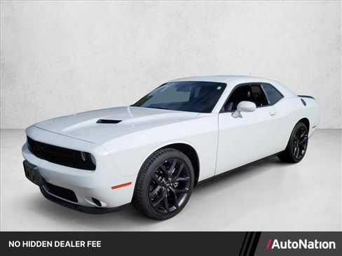 Used 2022 Dodge Challenger SXT w/ Plus Package RWD image 1