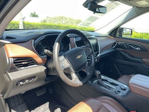 Used 2019 Chevrolet Traverse High Country w/ LPO, Cargo Package AWD/4WD image 10