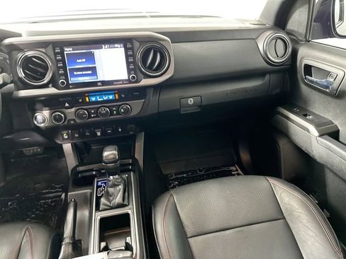 Used 2021 Toyota Tacoma TRD Pro AWD/4WD image 28