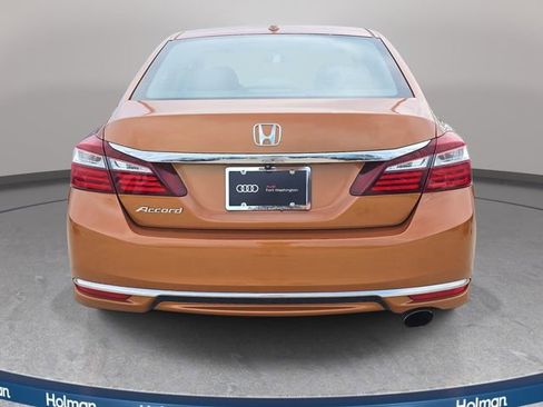 Used 2016 Honda Accord EX image 7