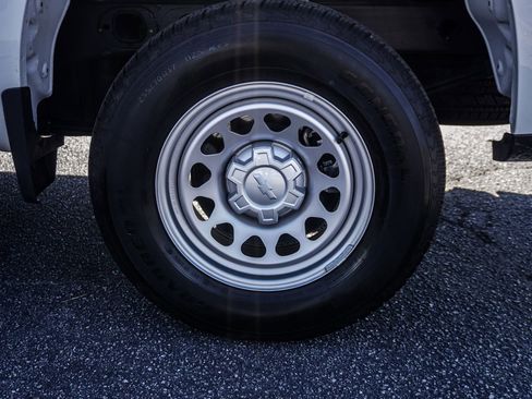 New 2025 Chevrolet Silverado 1500 W/T image 12