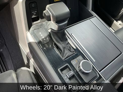 Used 2023 Toyota Tundra Platinum AWD/4WD image 16