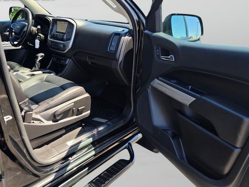 Used 2022 Chevrolet Colorado ZR2 AWD/4WD image 26