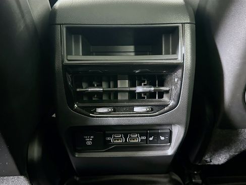 Used 2023 Jeep Grand Cherokee 4WD 4xe w/ Luxury Tech Group II image 29
