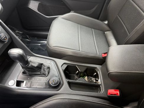 Used 2021 Volkswagen Tiguan S AWD/4WD image 33