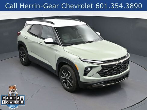 Used 2025 Chevrolet TrailBlazer ACTIV w/ Convenience Package image 1