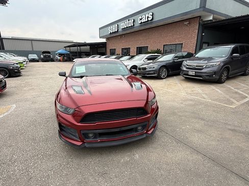 Used 2016 Ford Mustang GT Premium w/ Enhanced Security Package RWD image 9