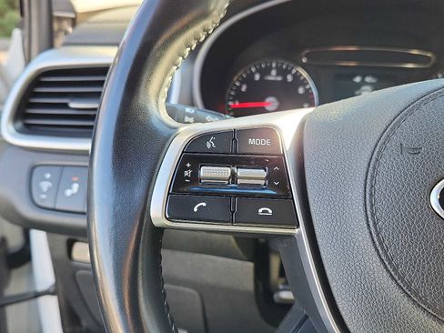 Used 2019 Kia Sorento LX w/ LX Convenience Package image 20