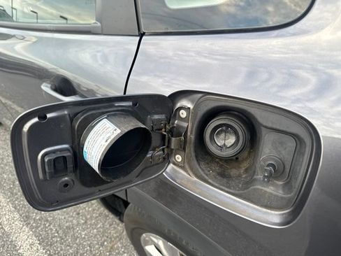 Used 2024 Honda HR-V LX image 6