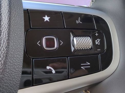 Certified 2026 Genesis GV70 2.5T Select AWD/4WD image 25