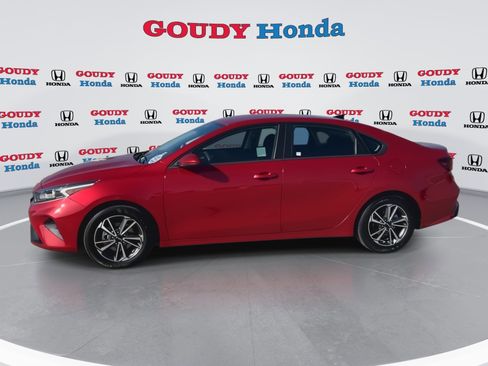 Used 2022 Kia Forte LXS image 5