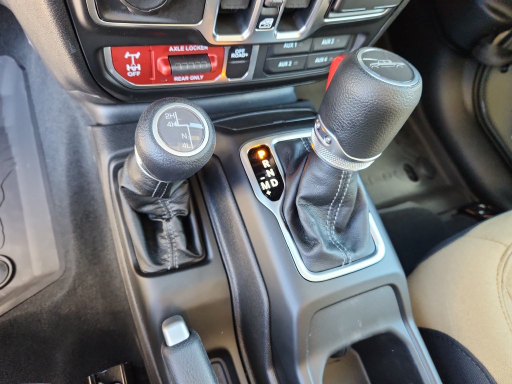 New 2026 Jeep Gladiator Willys AWD/4WD image 13