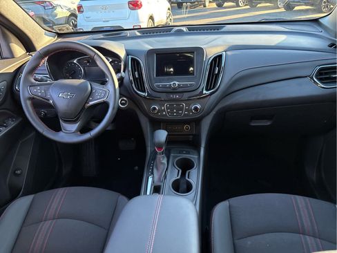 Certified 2023 Chevrolet Equinox RS image 34