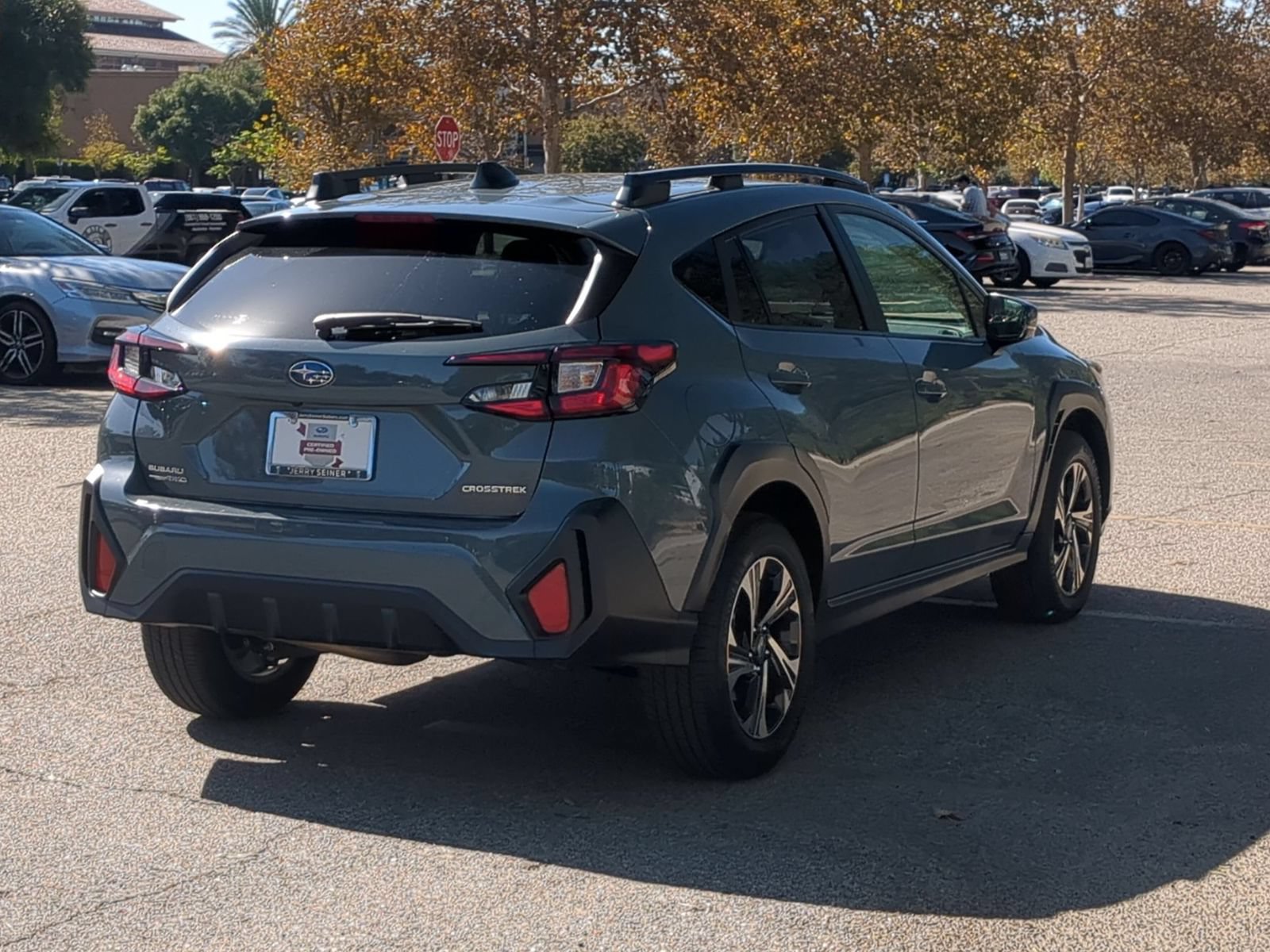 Used 2024 Subaru Crosstrek 2.0i Premium w/ Crosstrek Mirror Package AWD/4WD image 5