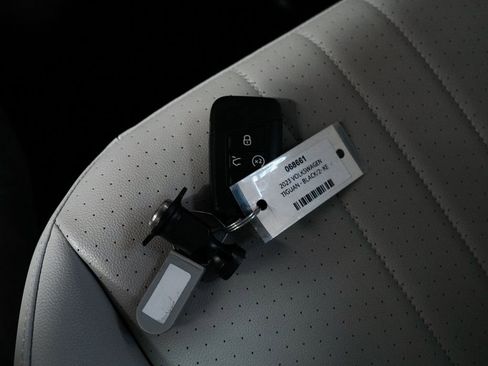 Used 2023 Volkswagen Tiguan SE R-Line AWD/4WD image 26