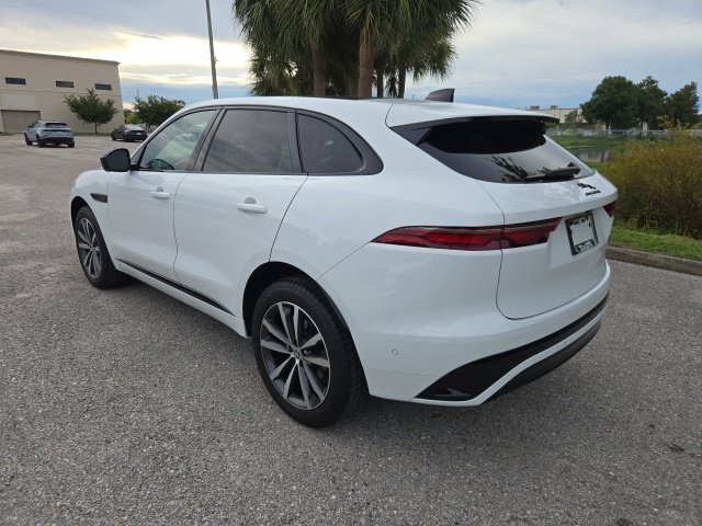 Used 2026 Jaguar F-PACE R-Dynamic S AWD/4WD image 3