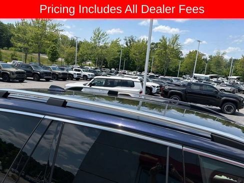 Used 2017 Volvo XC90 T6 Momentum w/ Vision Package AWD/4WD image 30