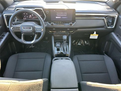 New 2026 GMC Canyon Elevation w/ LPO, Black Badging Package image 7