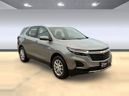 Used 2023 Chevrolet Equinox LT FWD image 7