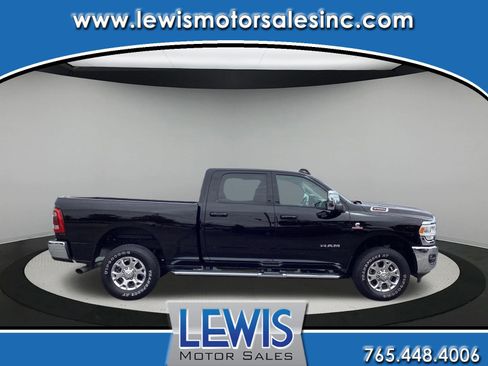 Used 2023 RAM 2500 Laramie AWD/4WD image 1