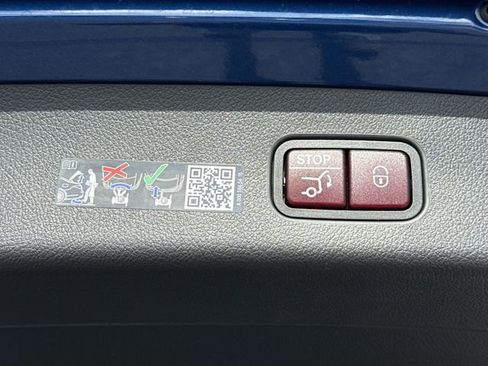 New 2025 Mercedes-Benz GLC 300 4MATIC image 29