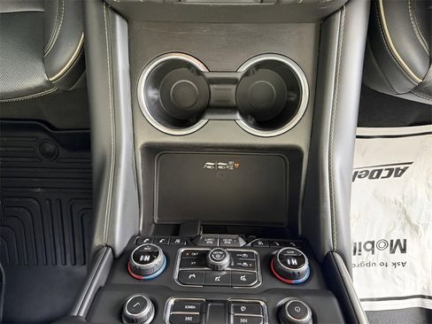 Used 2021 Chevrolet Tahoe Premier w/ Premium Package image 29