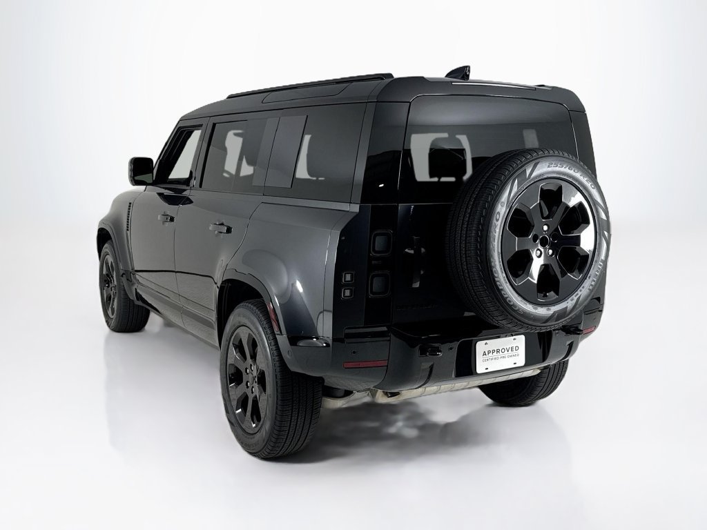 Used 2026 Land Rover Defender 110 X-Dynamic SE AWD/4WD image 3