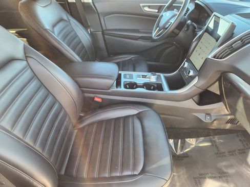 Used 2024 Ford Edge SEL image 15