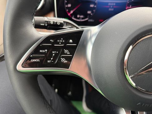 Used 2026 Mercedes-Benz GLC 300 4MATIC image 14