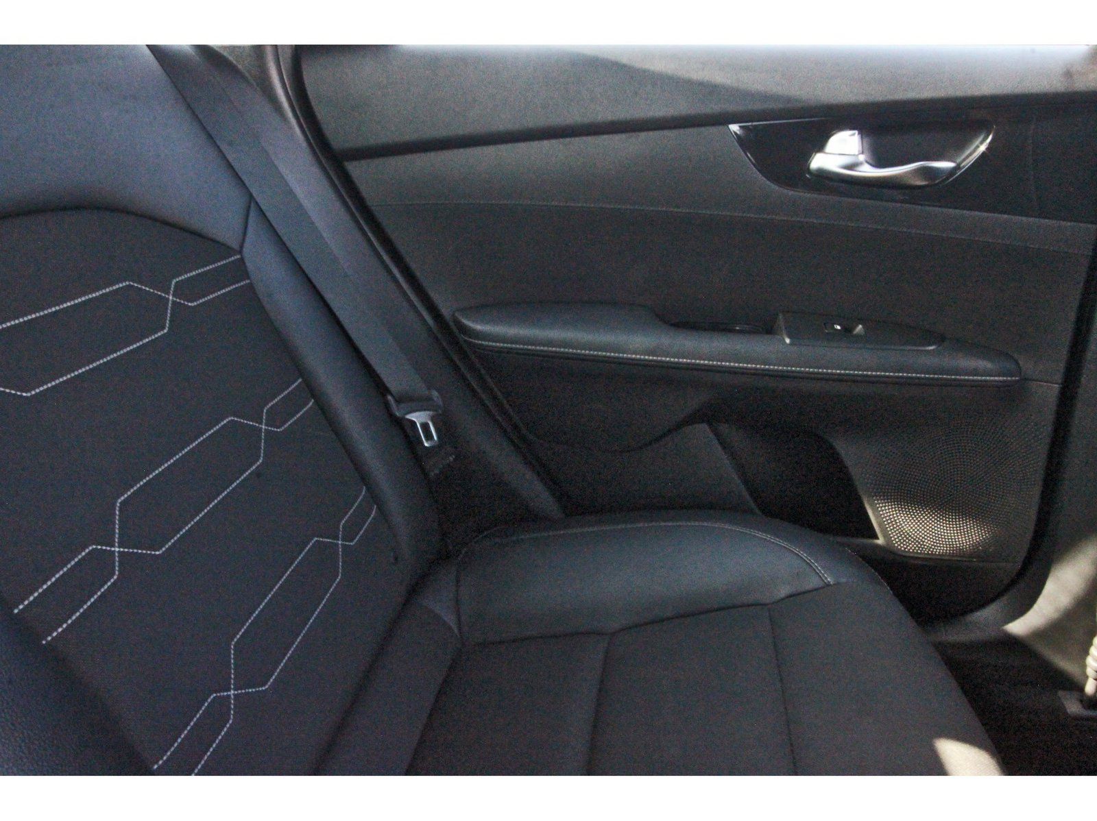 Used 2021 Kia Forte GT-Line w/ GT-Line Premium Package FWD image 15