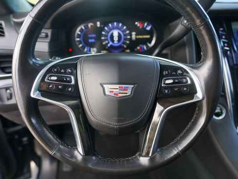 Used 2018 Cadillac Escalade ESV Platinum image 12