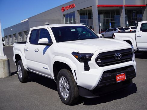 New 2026 Toyota Tacoma SR5 image 24