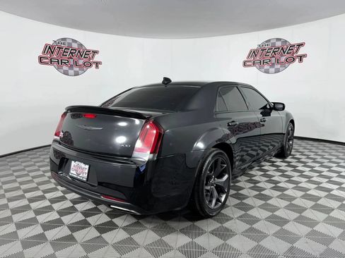 Used 2023 Chrysler 300 Touring w/ Sport Appearance Package RWD image 7