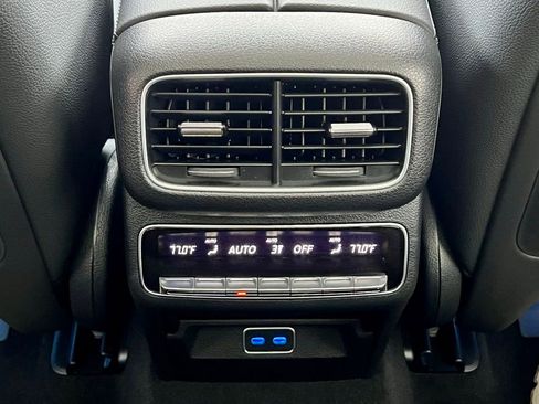 Certified 2026 Mercedes-Benz GLS 450 4MATIC image 40