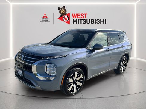 New 2026 Mitsubishi Outlander SEL image 1