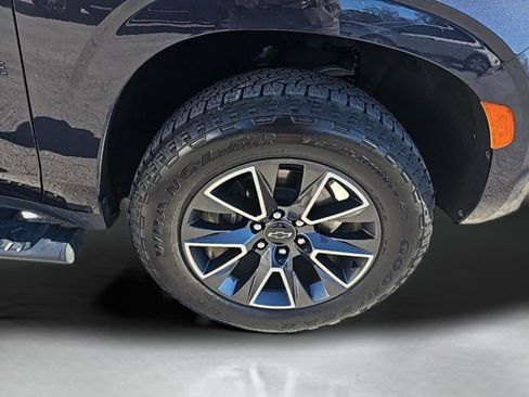 Used 2022 Chevrolet Tahoe Z71 w/ Luxury Package image 38