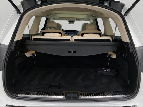 Certified 2026 Mercedes-Benz GLS 450 4MATIC image 6