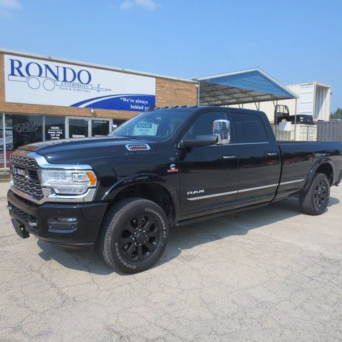 Used 2022 RAM 2500 Limited AWD/4WD image 2