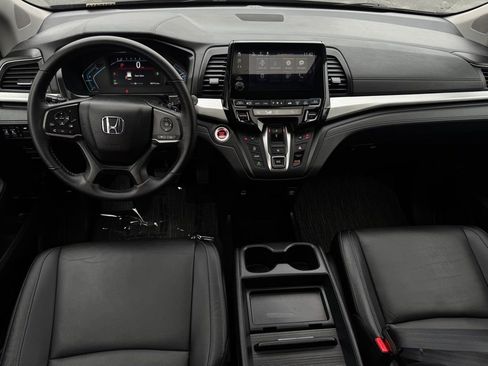 Used 2023 Honda Odyssey EX-L image 20