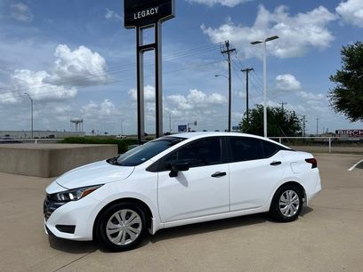 Used 2023 Nissan Versa S w/ Trunk Package