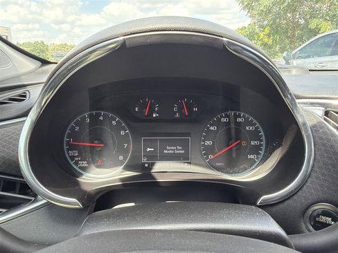 Used 2019 Chevrolet Malibu LT FWD image 12
