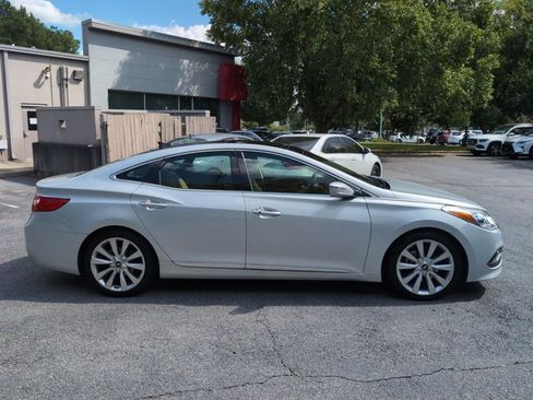 Used 2015 Hyundai Azera Limited FWD image 4