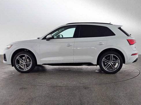 Used 2023 Audi Q5 e Premium Plus w/ Premium Plus Package image 6