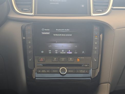 Used 2024 INFINITI QX50 Luxe FWD image 28