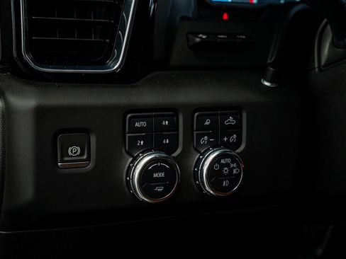 Used 2024 GMC Sierra 2500 Denali Ultimate w/ Max Trailering Package image 41