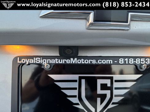 Used 2020 Chevrolet Equinox LS w/ LS Convenience Package image 9