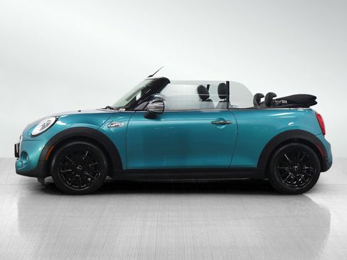 Used 2018 MINI Cooper S image 2
