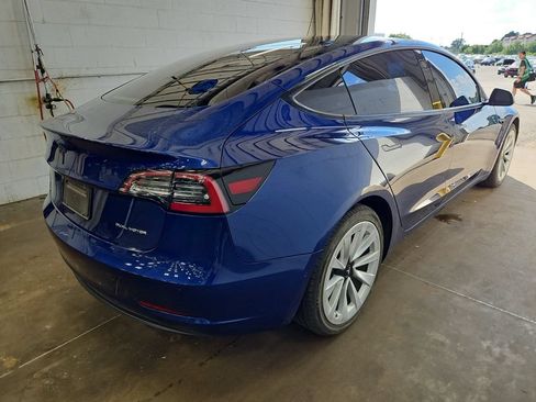 Used 2022 Tesla Model 3 Long Range AWD/4WD image 6