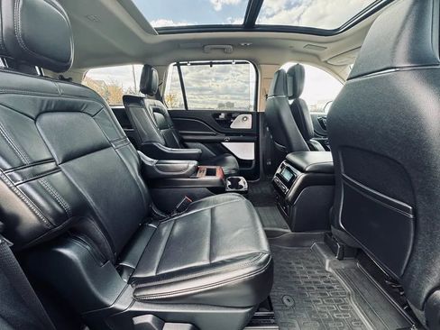 Used 2021 Lincoln Aviator Reserve w/ Equipment Group 202A image 25