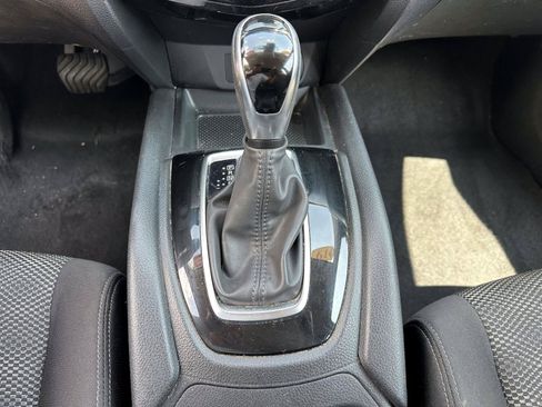 Certified 2019 Nissan Rogue Sport SV AWD/4WD image 24